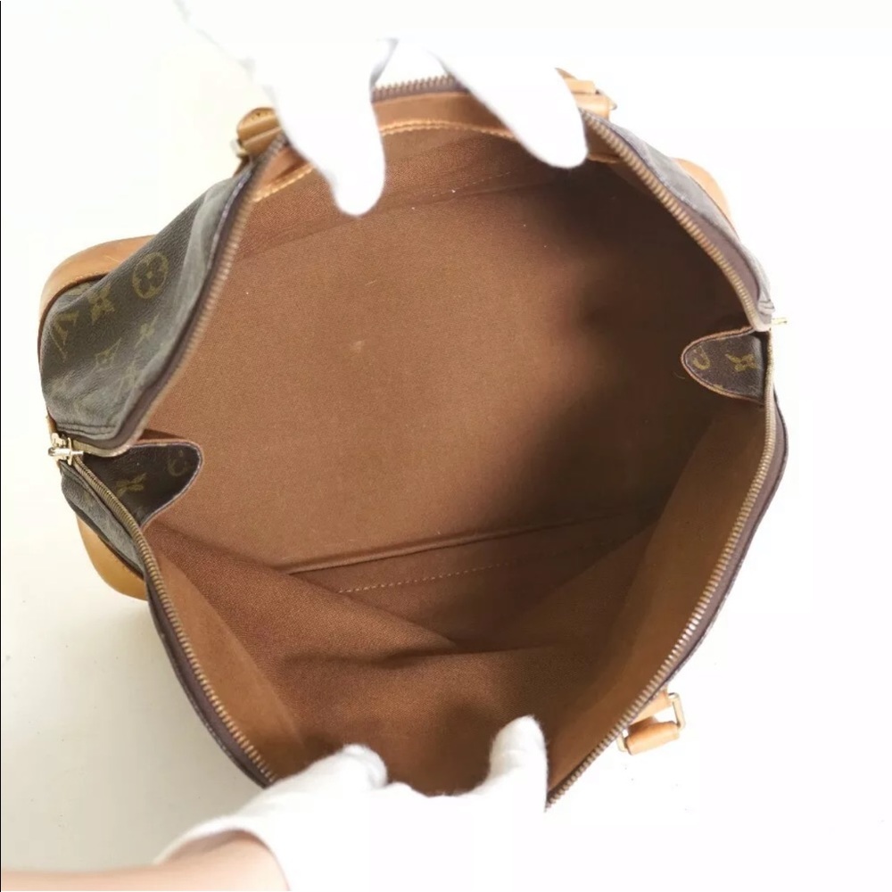 Louis Vuitton Alma - Picture 4 of 12